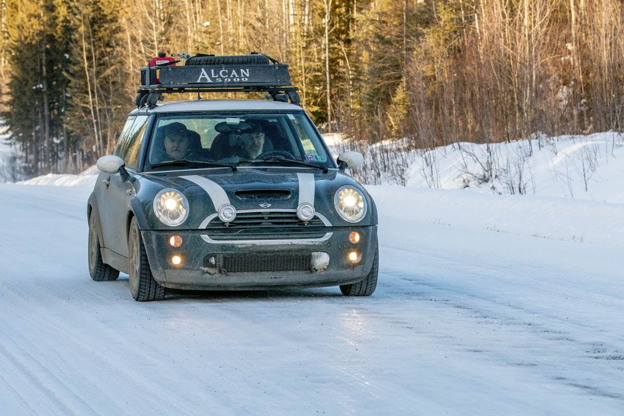 mini cooper action at alcan 5000 winter rally