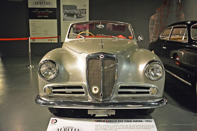 1951 lancia aurelia convertible pininfarina front