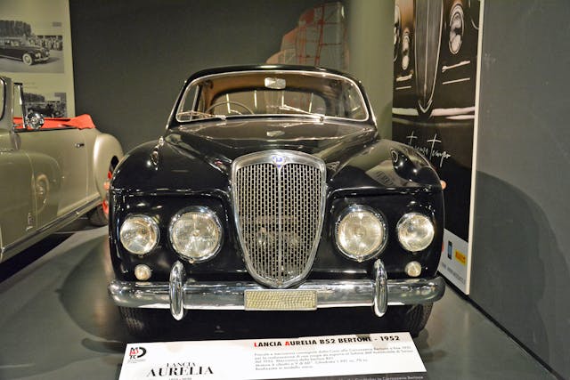 1952 lancia aurelia coupe bertone front
