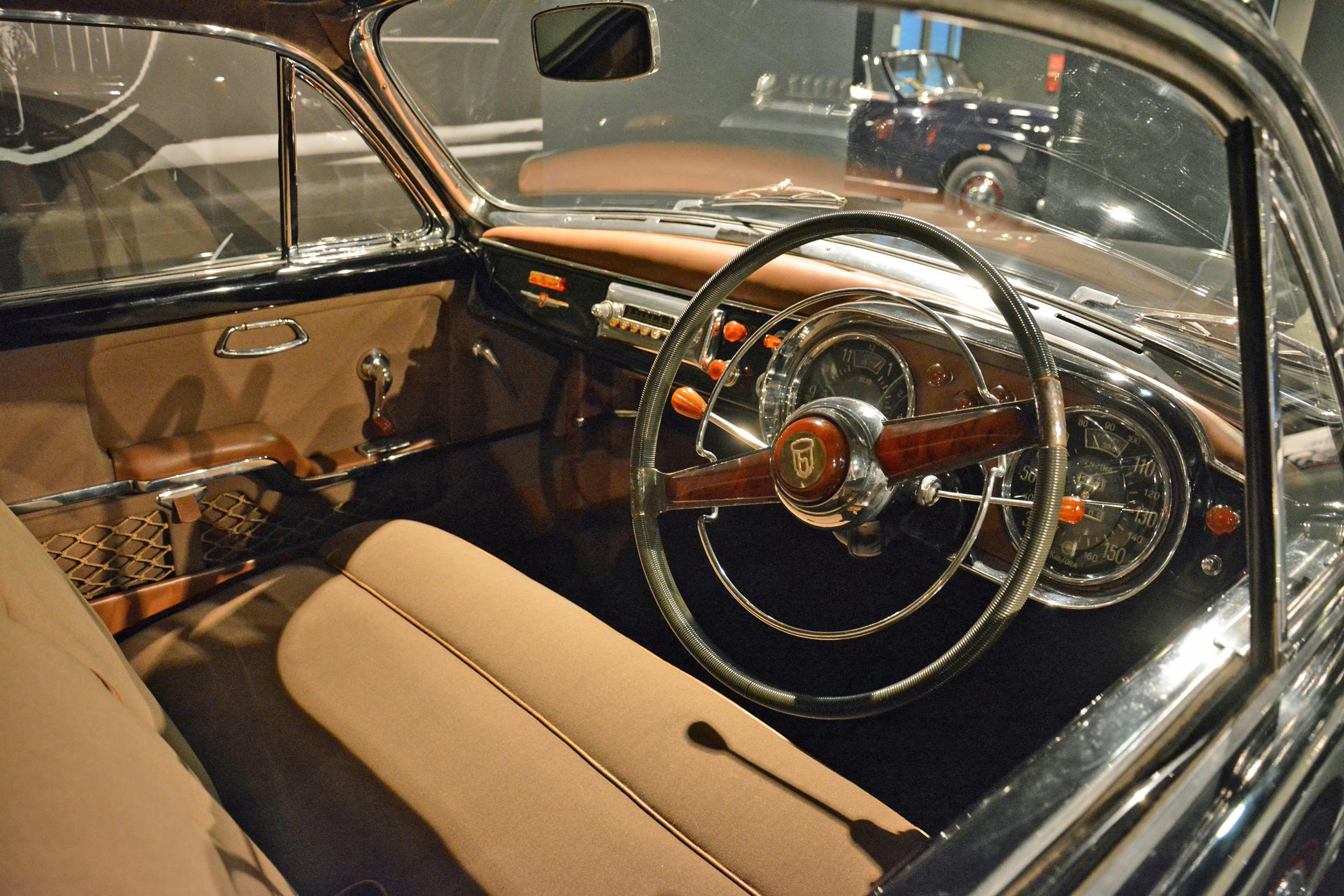 1952 lancia aurelia coupe bertone interior