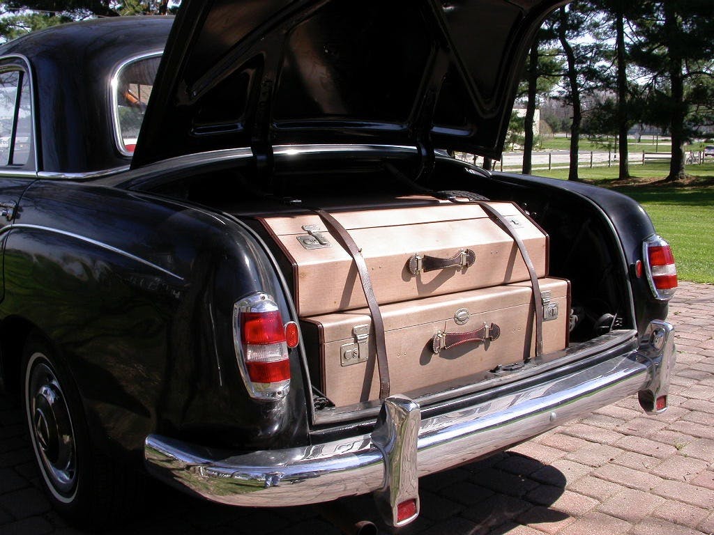 1958 mercedes benz 180 trunk open luggage
