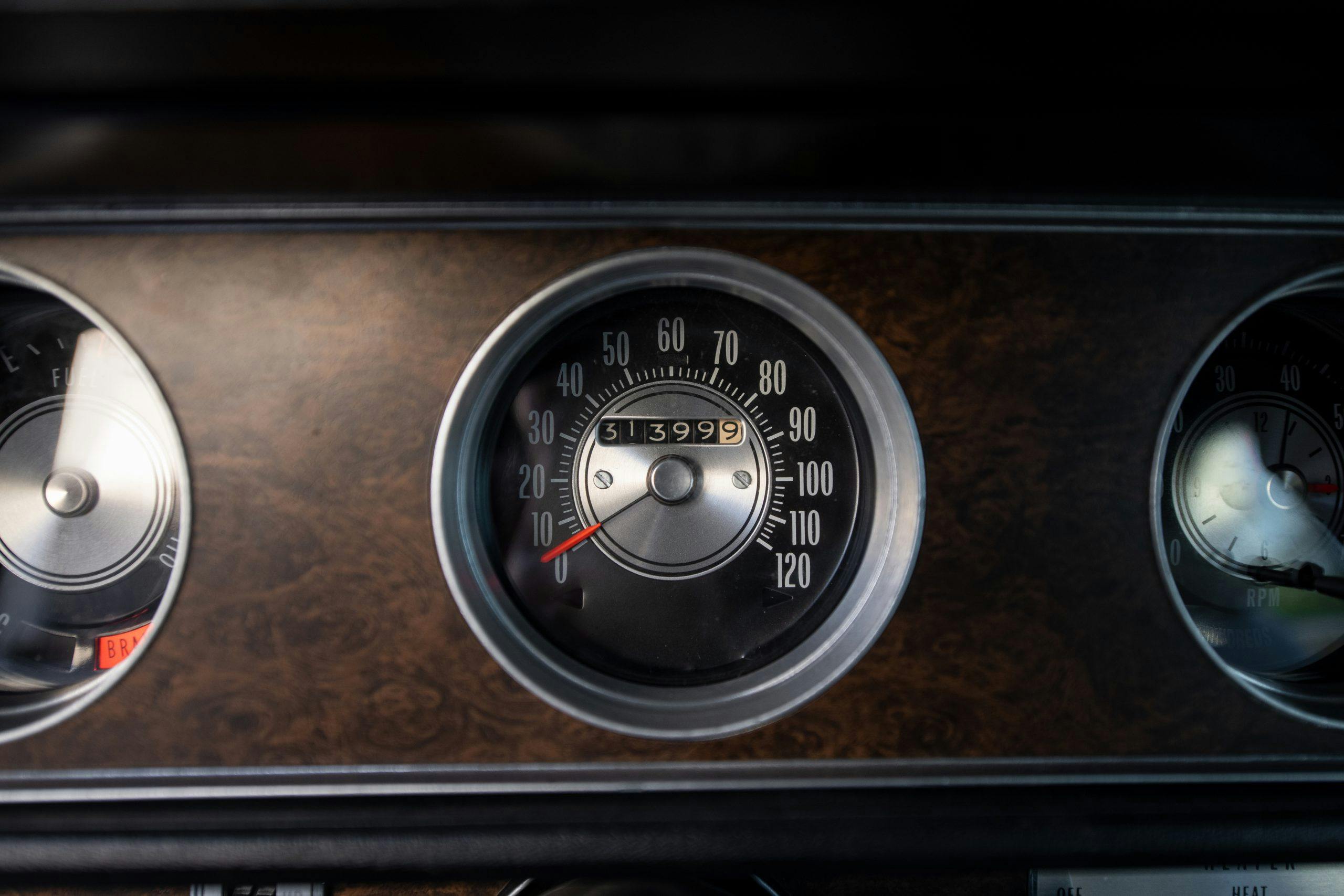 1970 Oldsmobile 442 Convertible Dash Gauge Speedometer