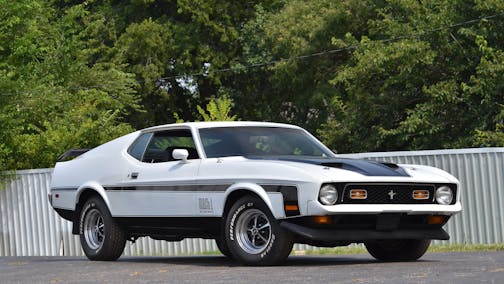1972 Ford Mustang Mach 1 Fastback Front Three-Quarter