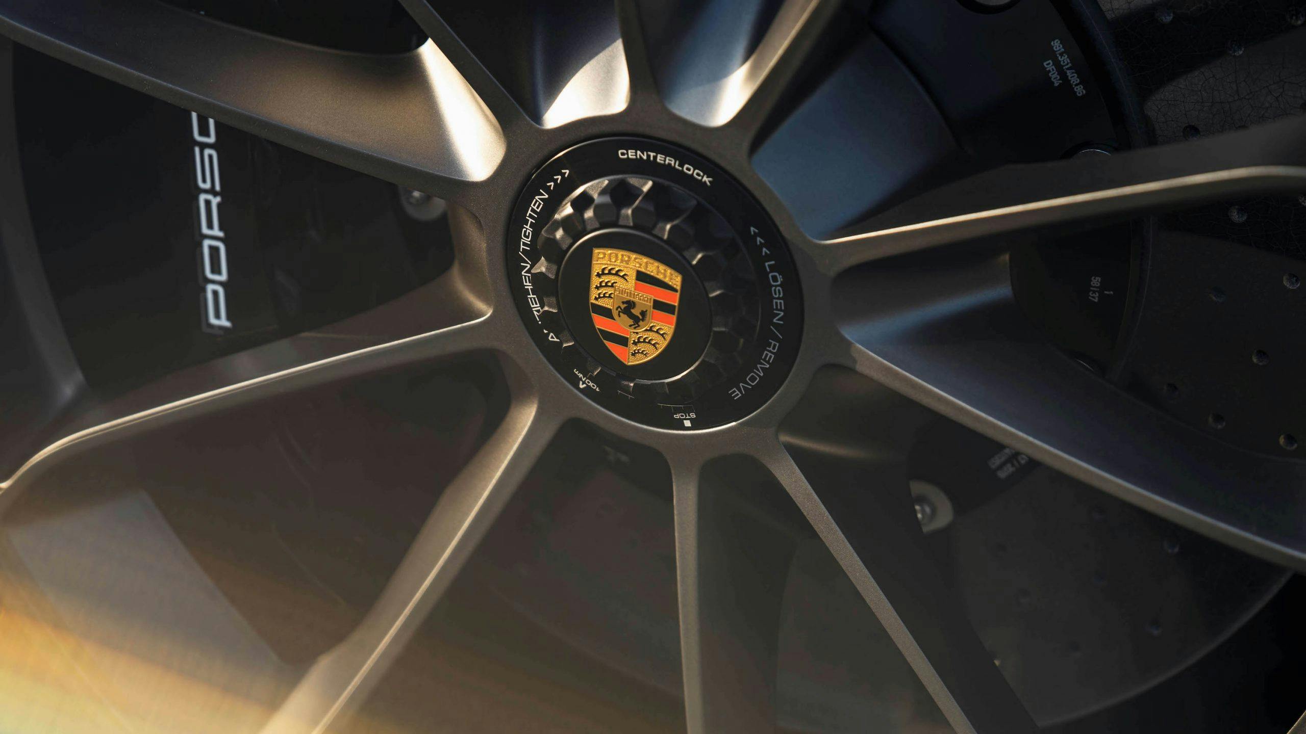 2019 Porsche 911 Speedster Heritage Design Wheel Hub