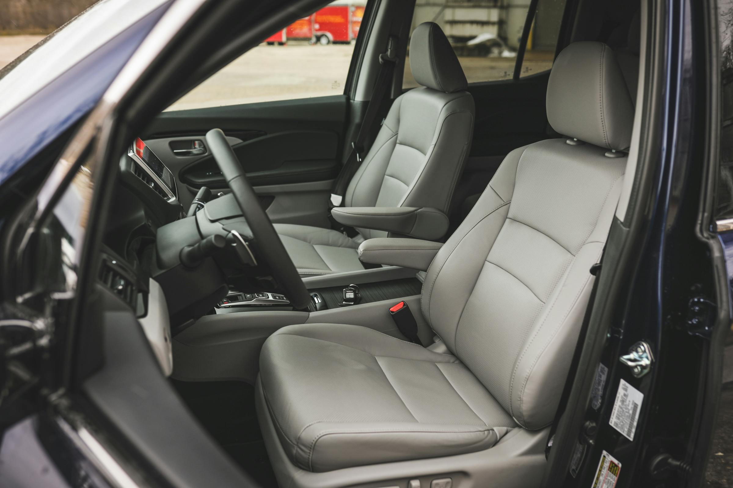 2020 Honda Ridgeline RTL-E interior drivers side seats