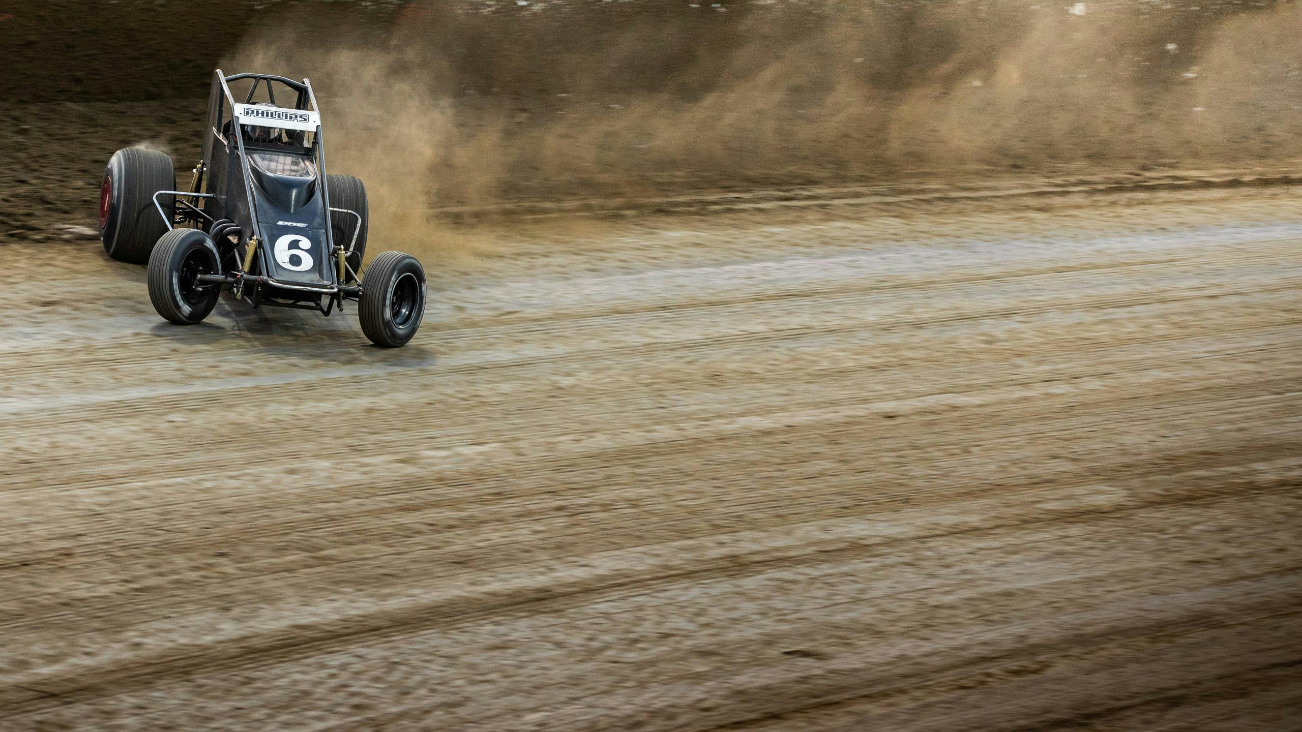 Celebrate National Sprint Car Day with these sweet 410cuin moments