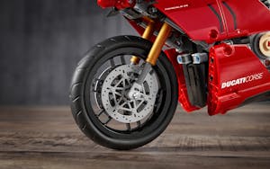 Ducati Panigale V4 R Lego Technic forks