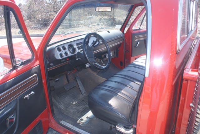 1979 Dodge Li’l Red Express cabin