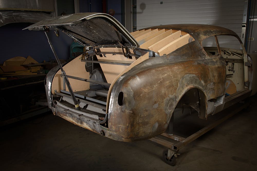 1951 Lancia Aurelia Bracco rear trunk wood buck restoration