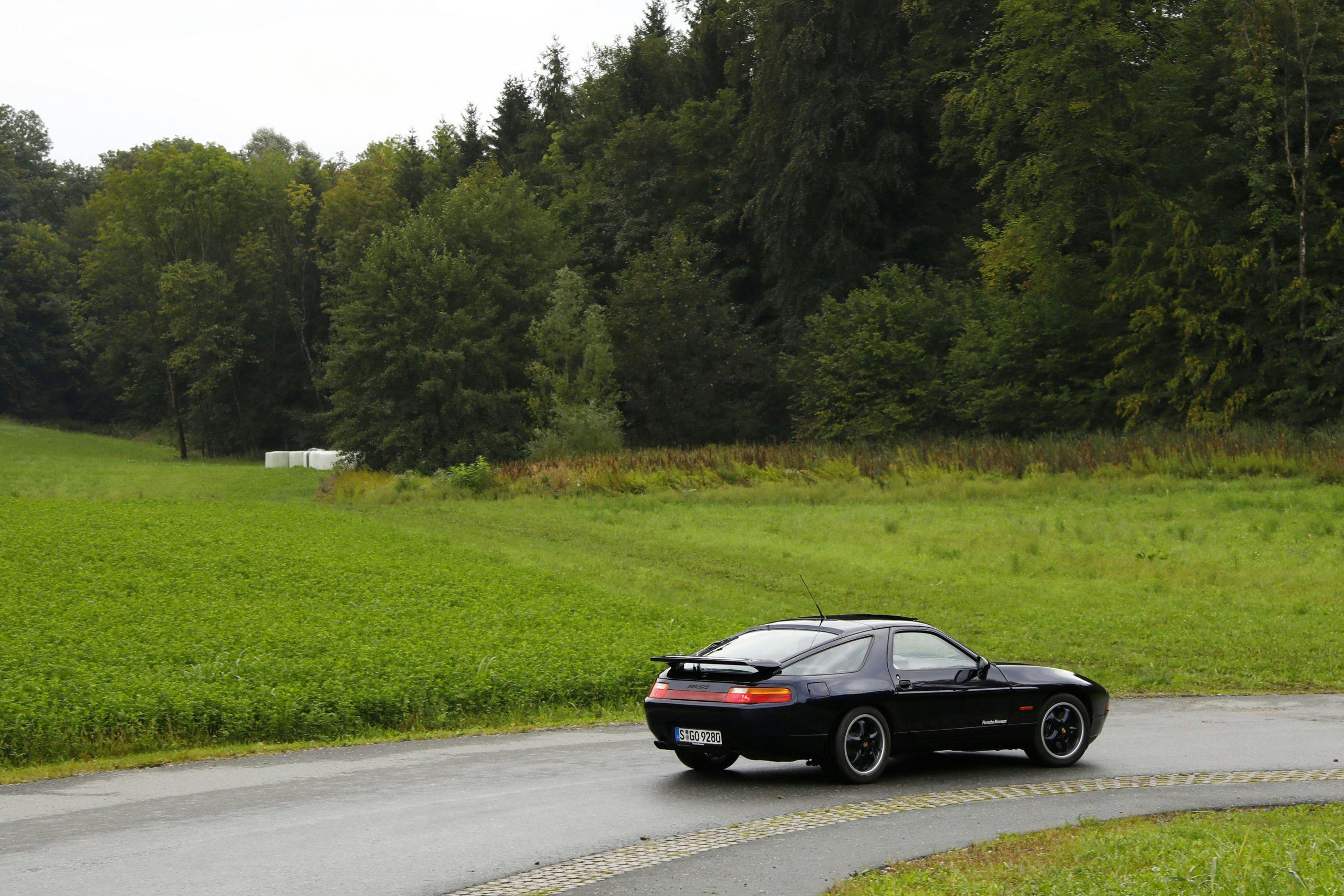 Porsche 928 GTS Rear Three-Quarter