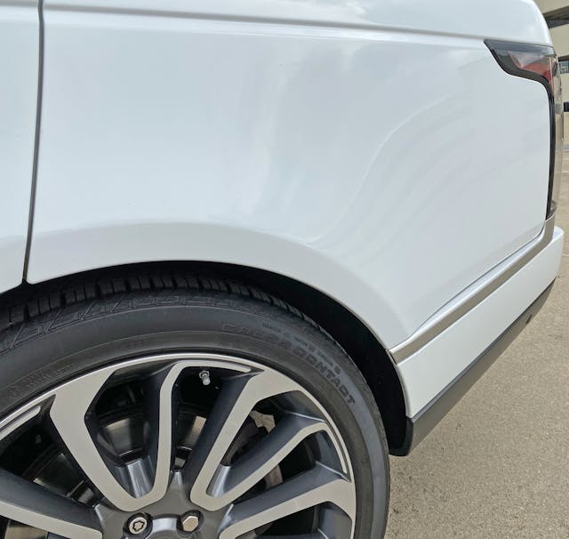 Range Rover Autobiography rear drivers side wheel