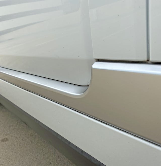 Range Rover Autobiography lower door