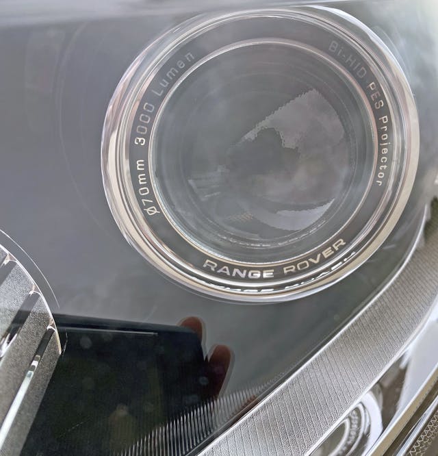 Range Rover Autobiography close-up headlight