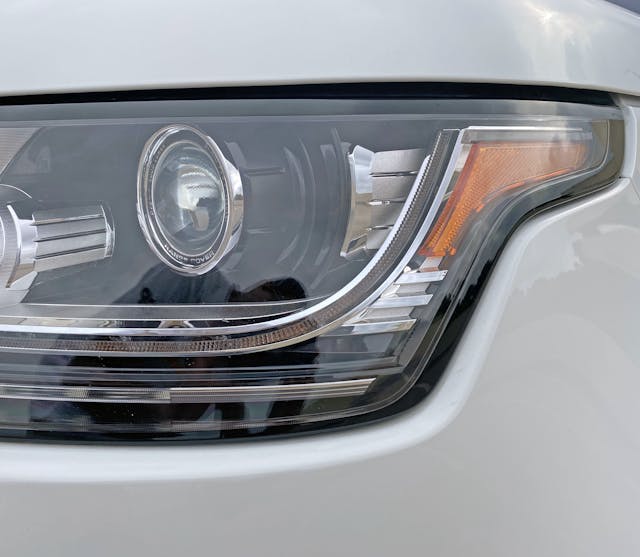 Range Rover Autobiography drivers side headlight