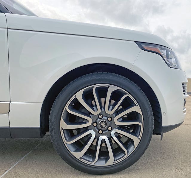 Range Rover Autobiography passenger front fender side view