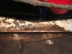 Siegel - 1973 BMW 2002 Engine Compartment Cleanup