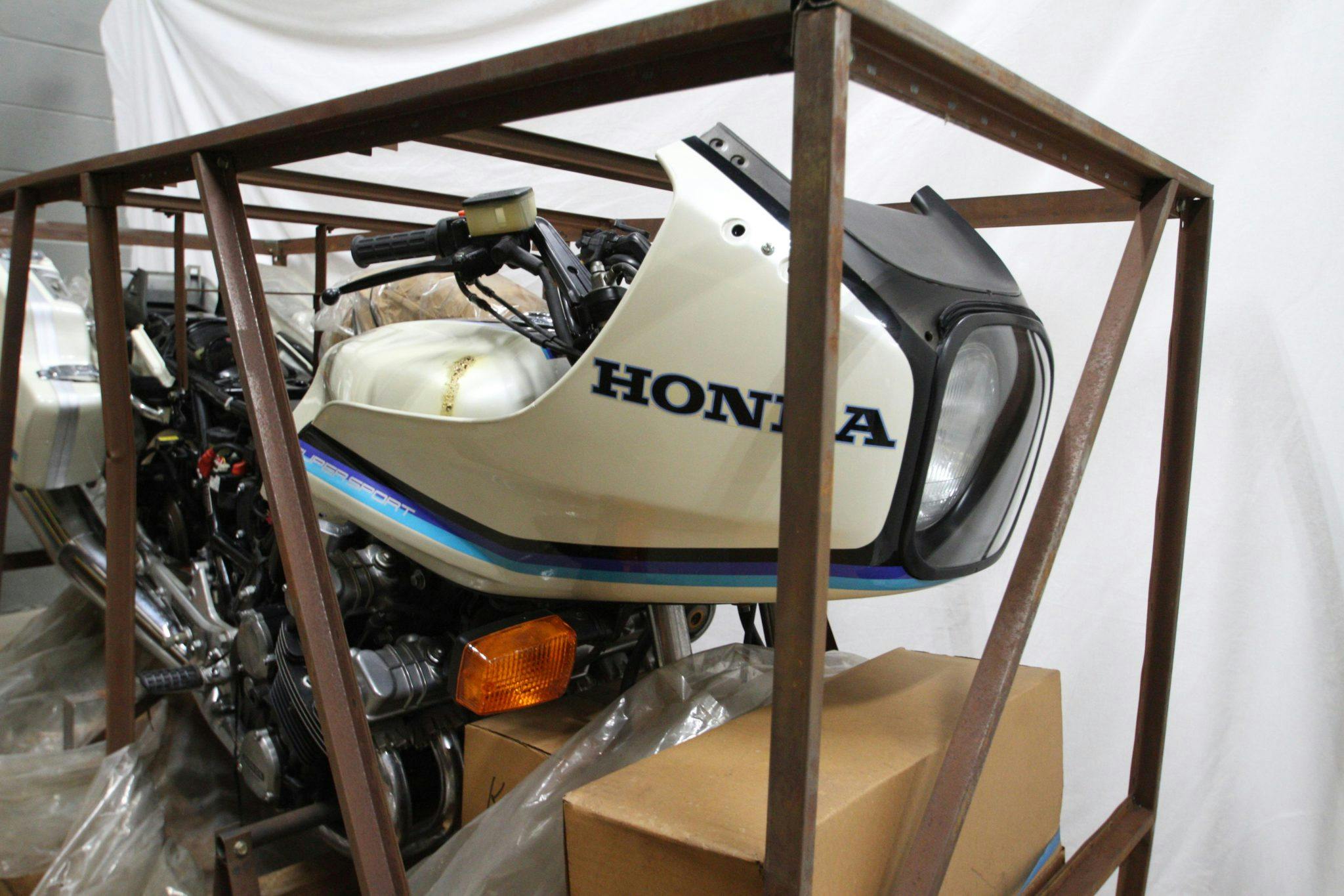 1982 Honda CBX Supersport Crate Front Three-Quarter