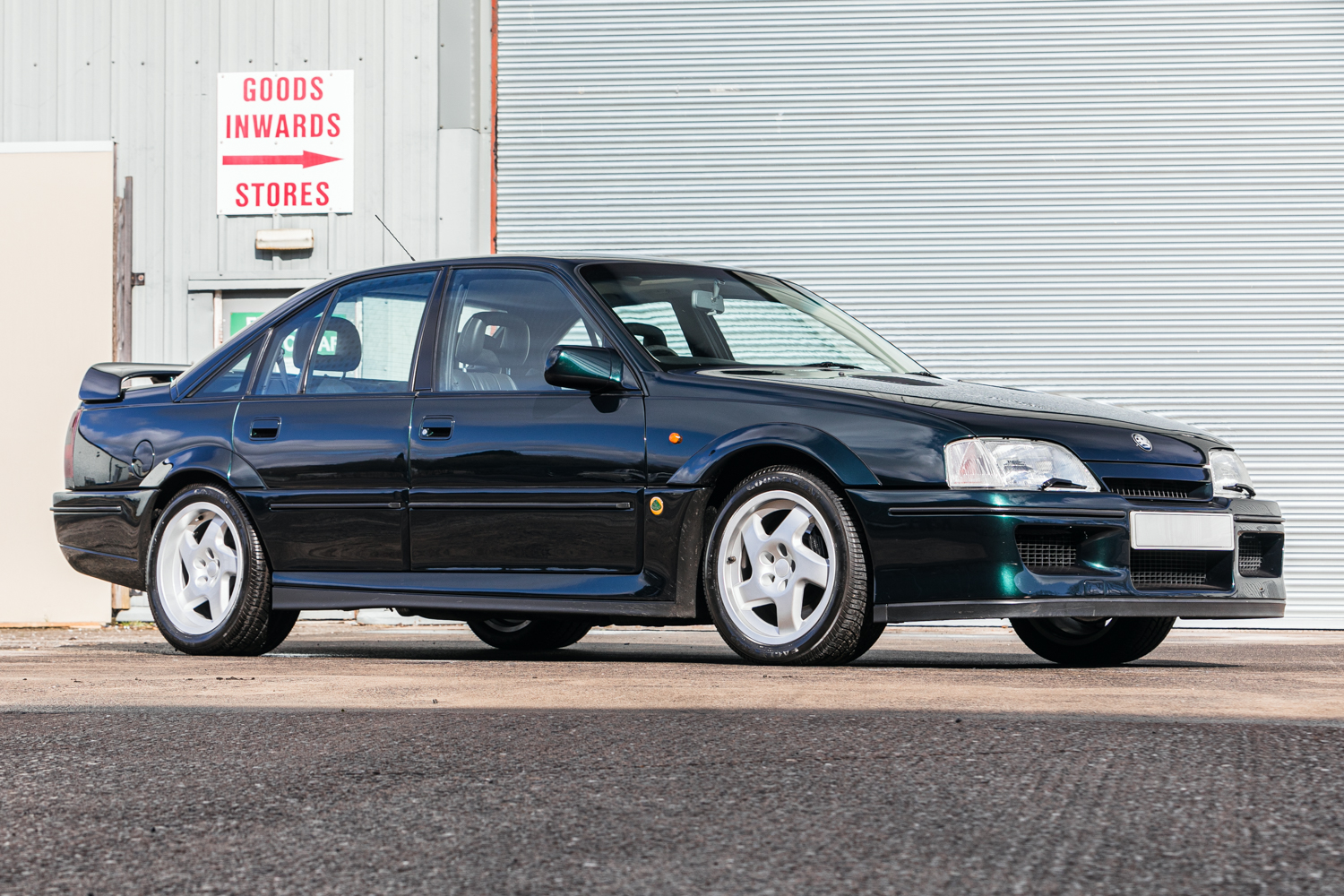 The Vauxhall Lotus Carlton is one of the all time great sleepers