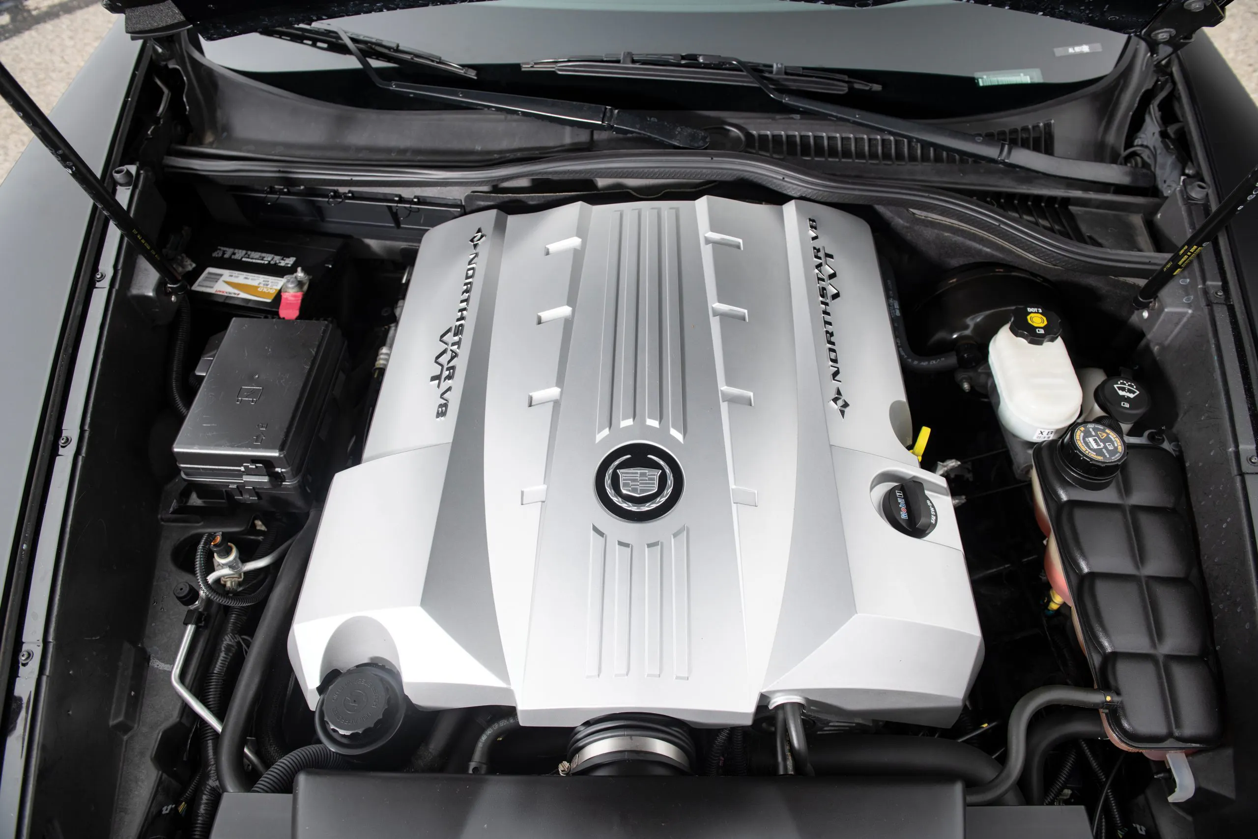 2008 Cadillac XLR Northstar V-8 engine