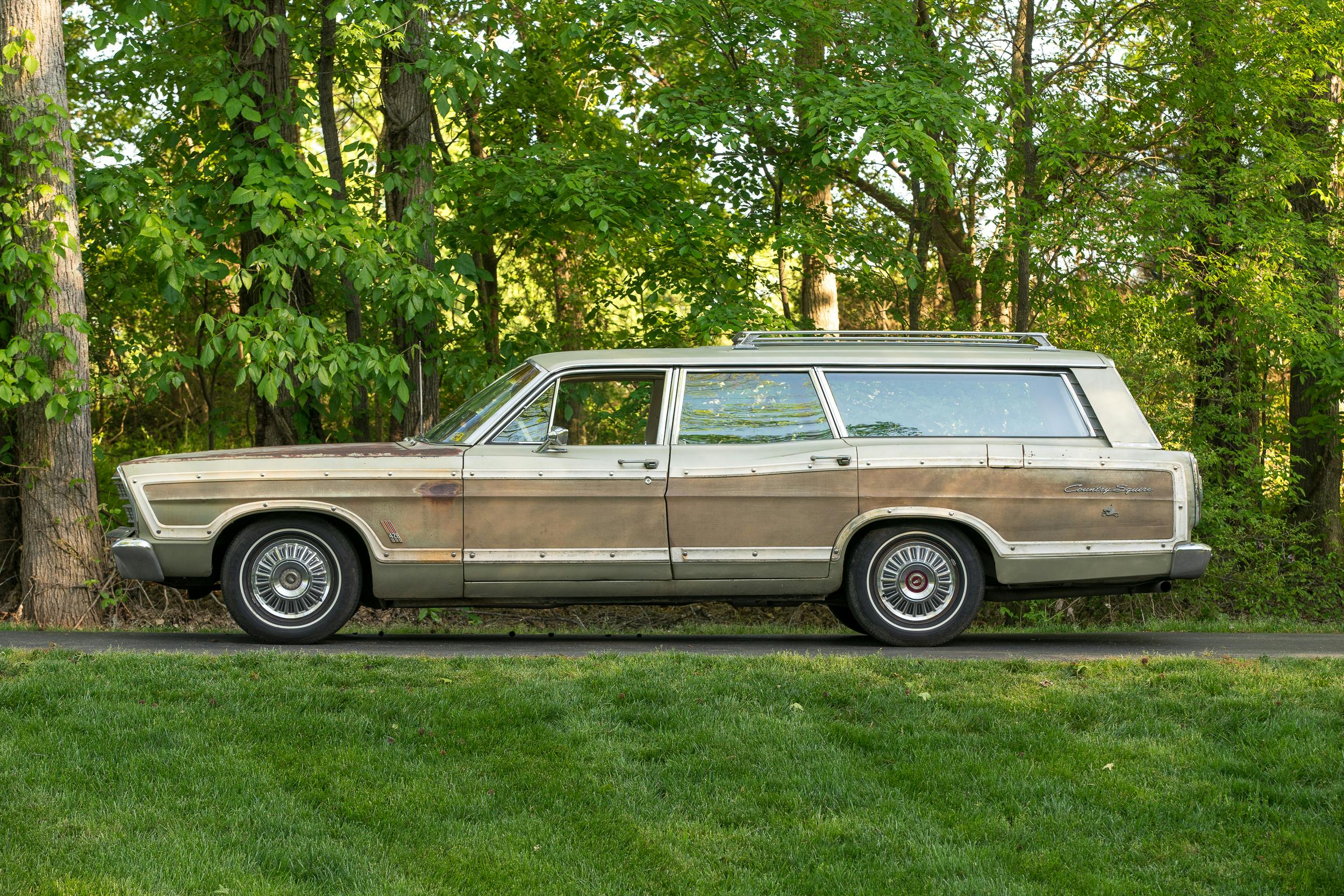 Ford Country Squire Wagon Side Profile
