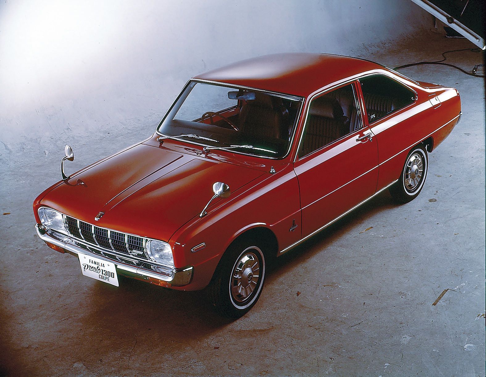 Pick your all-time favorite Mazda coupe from these factory photos ...