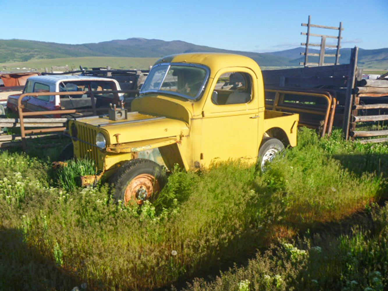 Montana Overland Jeep Ranch Willys/Ford pickup hybrid