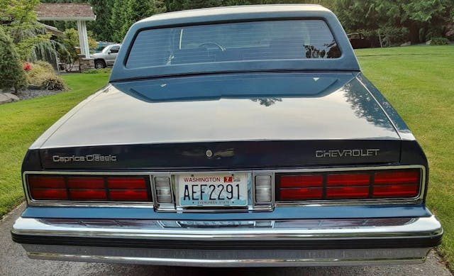 1990 Chevrolet Caprice Classic Brougham LS blue 7
