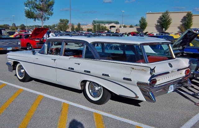 bonneville station wagon rear three-quarter