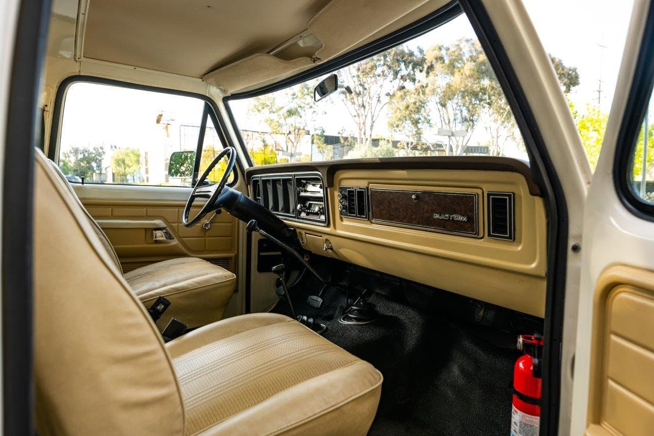 1979 Ford Bronco Custom Interior Front Dash Angle