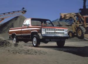 1987 Chevrolet K20 Scottsdale Front Three-Quarter