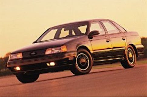 1990 Ford Taurus SHO Front Three-Quarter