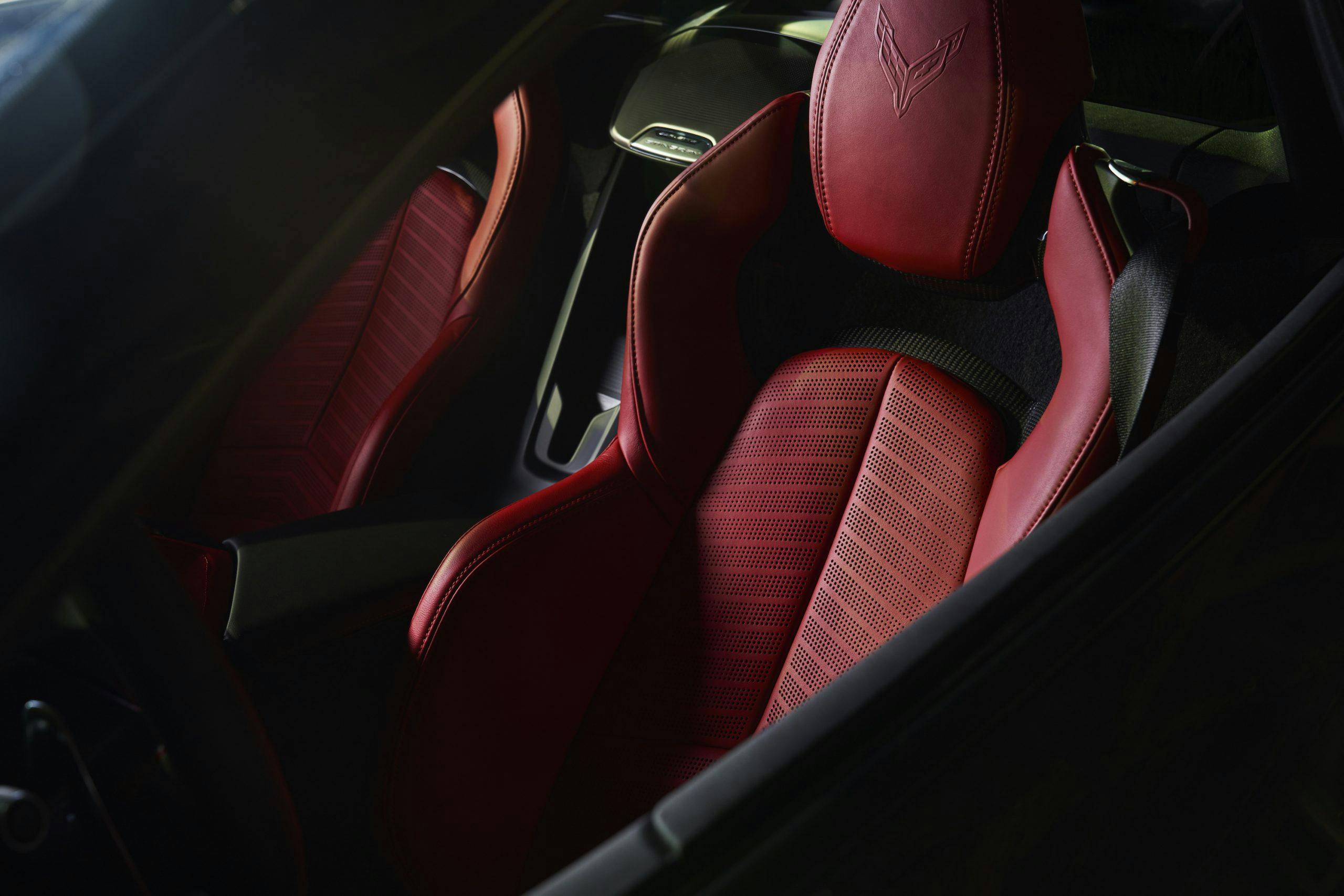 2020 Chevrolet Corvette Stingray 2LT C8 Interior Red Seats