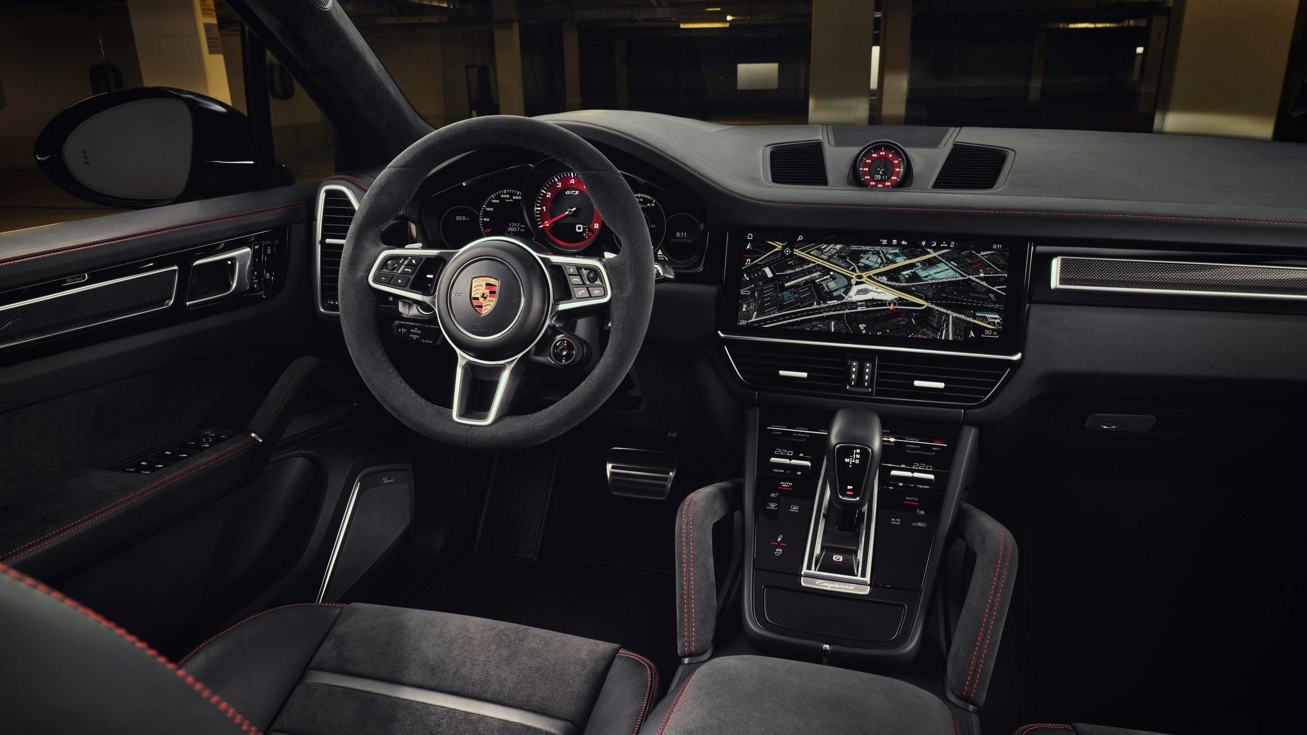 2020 Porsche Cayenne GTS Interior Front