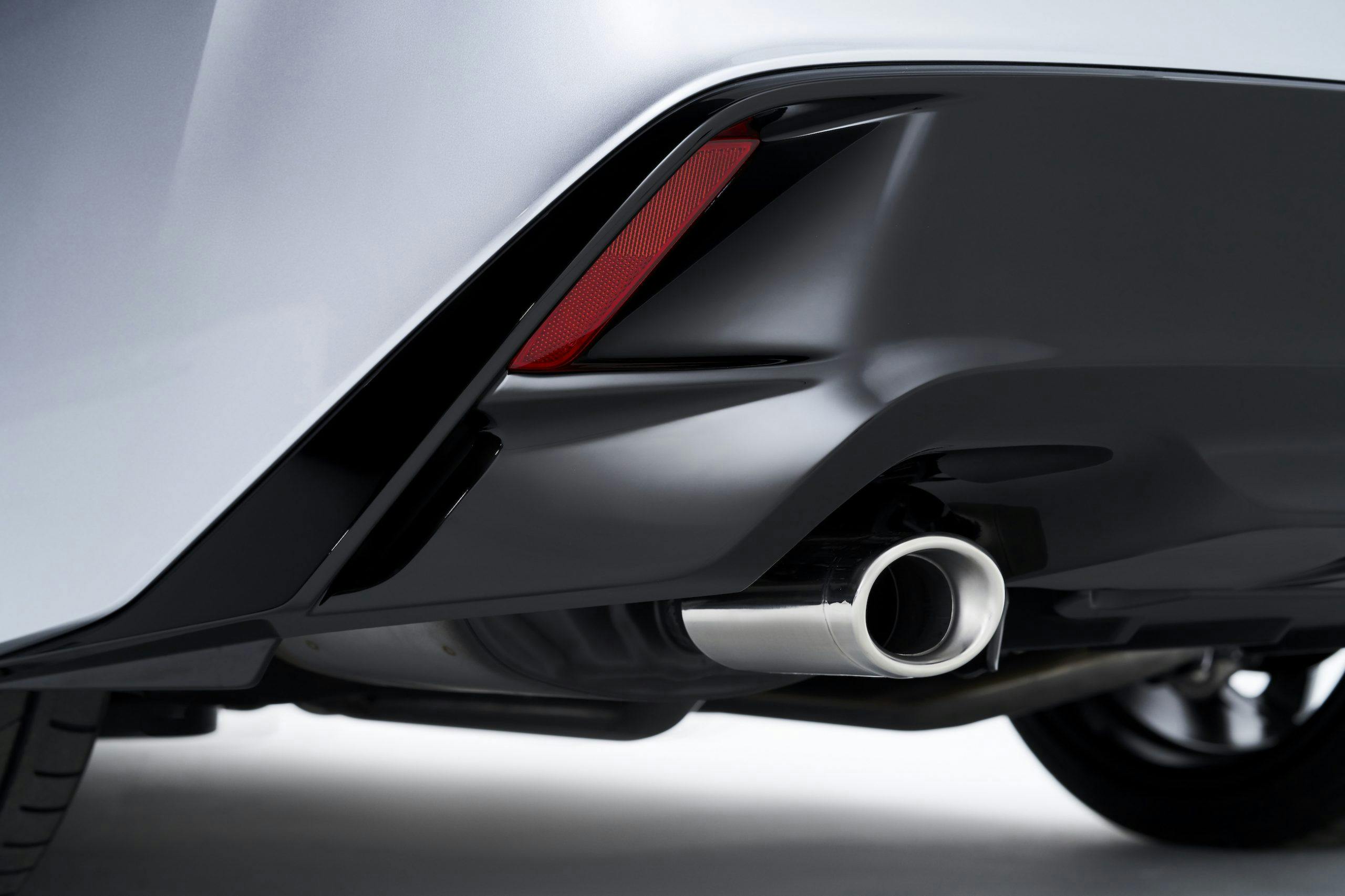 2021 Lexus IS 350 F Sport tailpipe exhaust