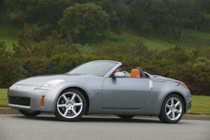 350Z Roadster Front Three-Quarter