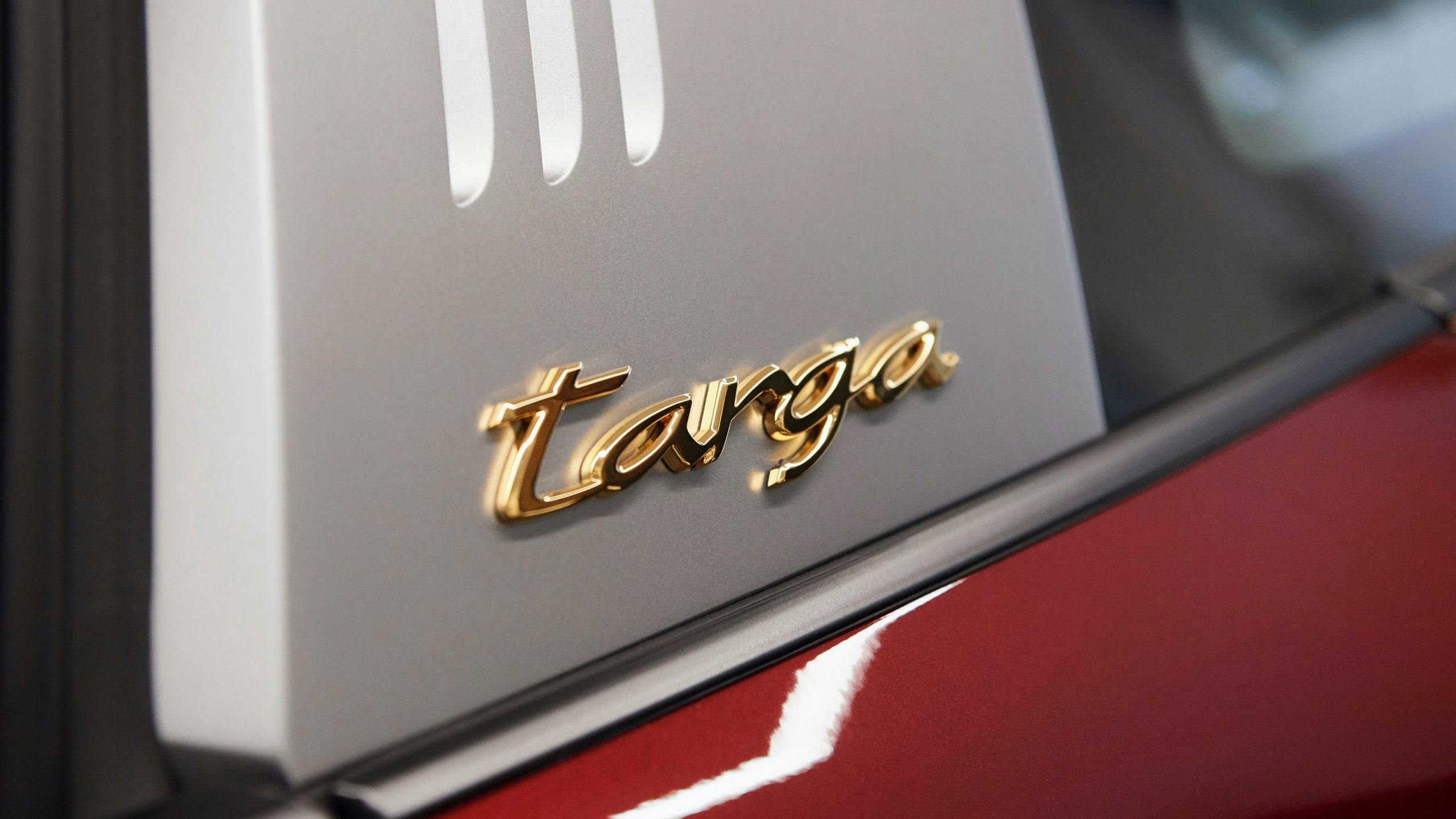 911 Targa 4S Heritage Design Edition Targa Badge