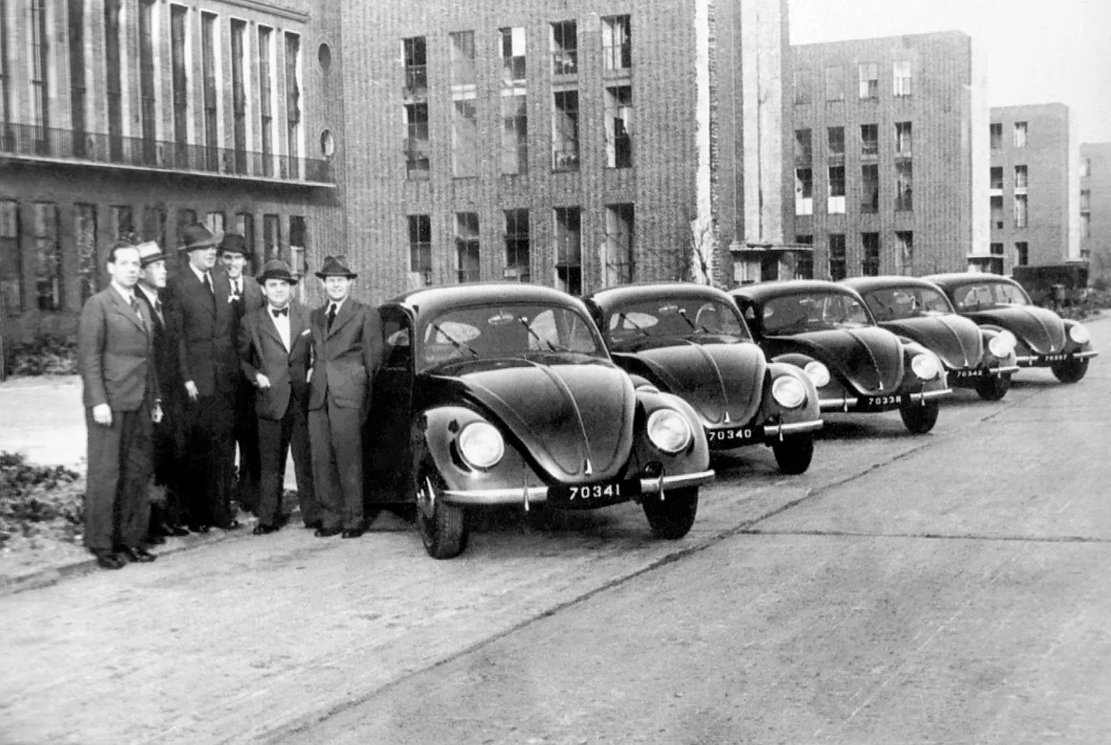 British take over Volkswagen 1945 - First exports