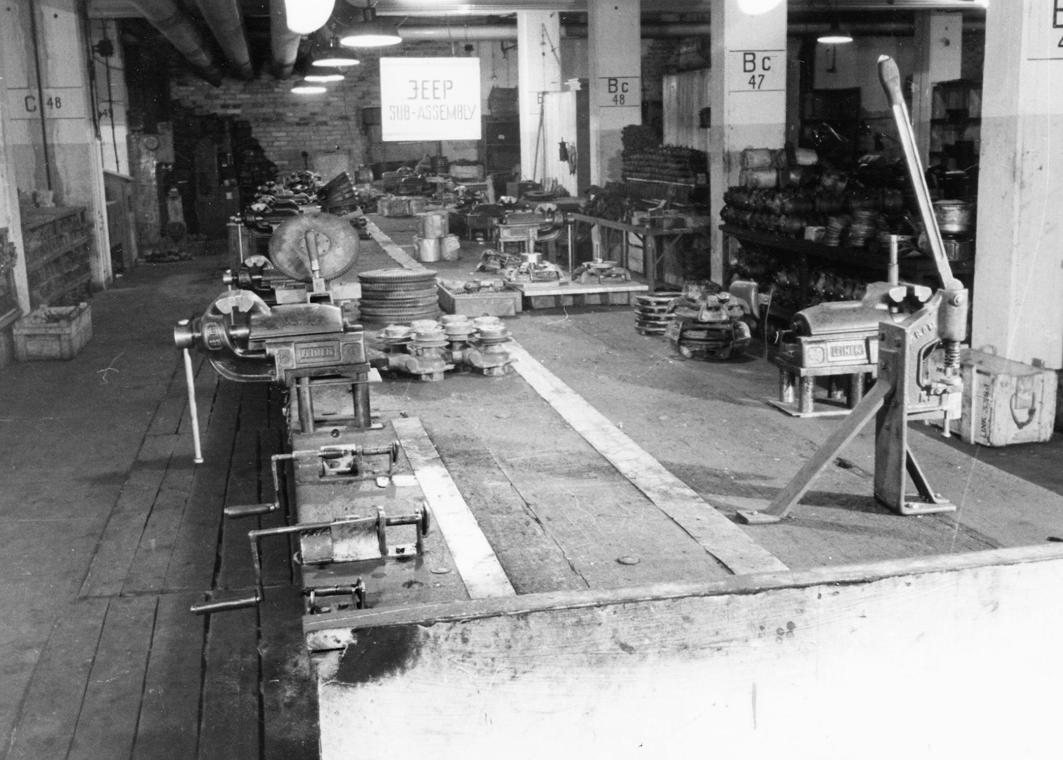 British take over Volkswagen 1945 - Repair shop