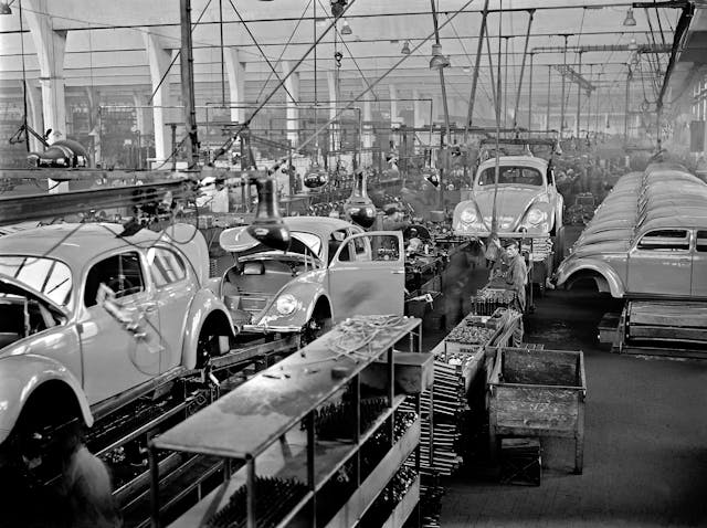 British take over Volkswagen 1945 - Beetle production