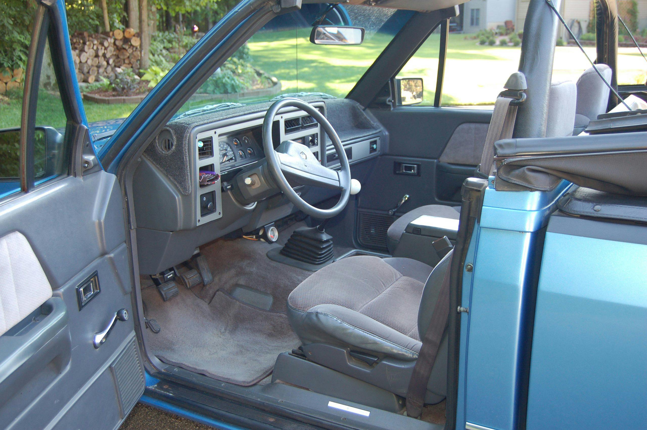 1990 Dodge Dakota Sport Convertible interior from driver side