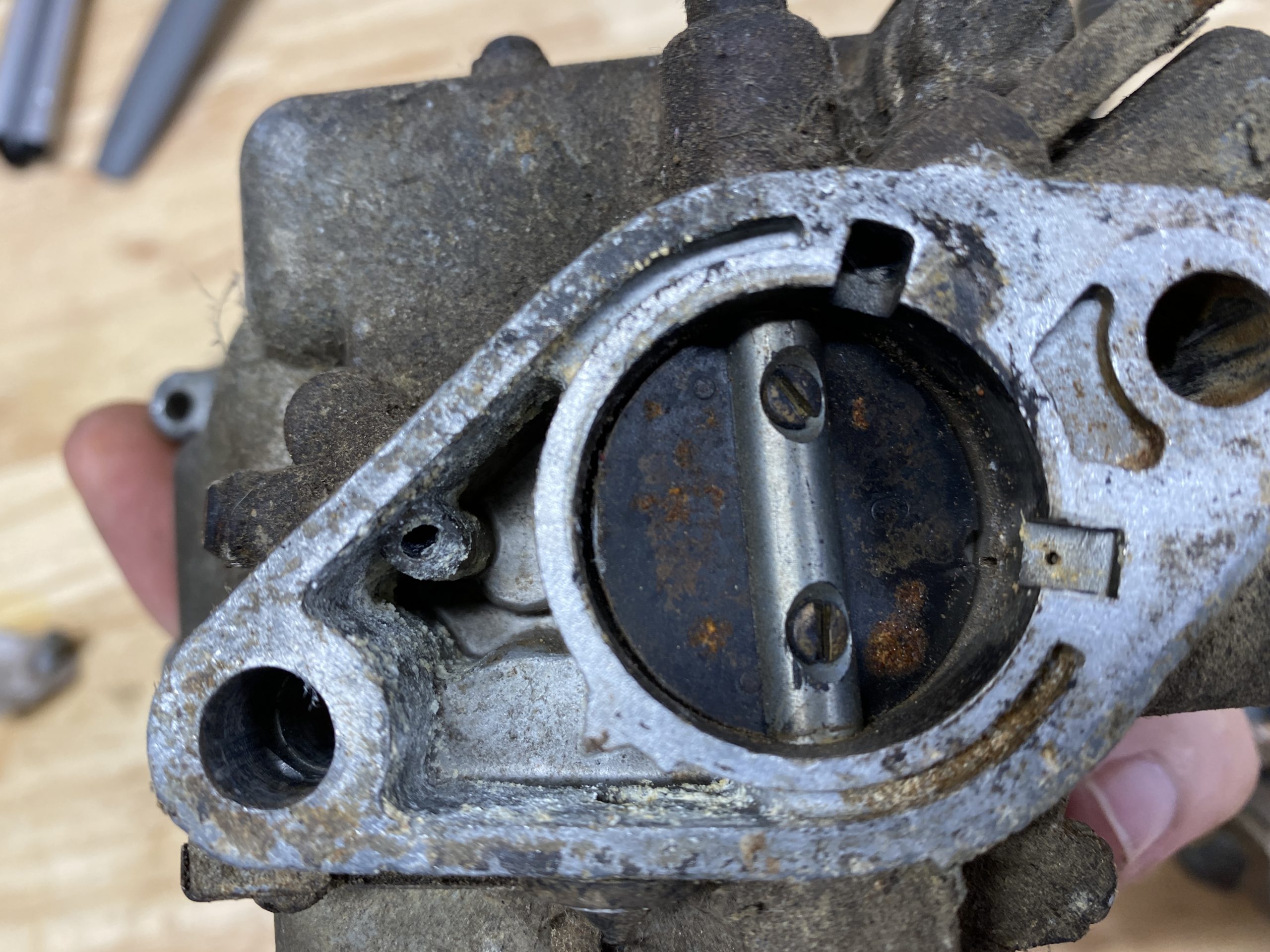 8 carburetor terms you should know Hagerty Media