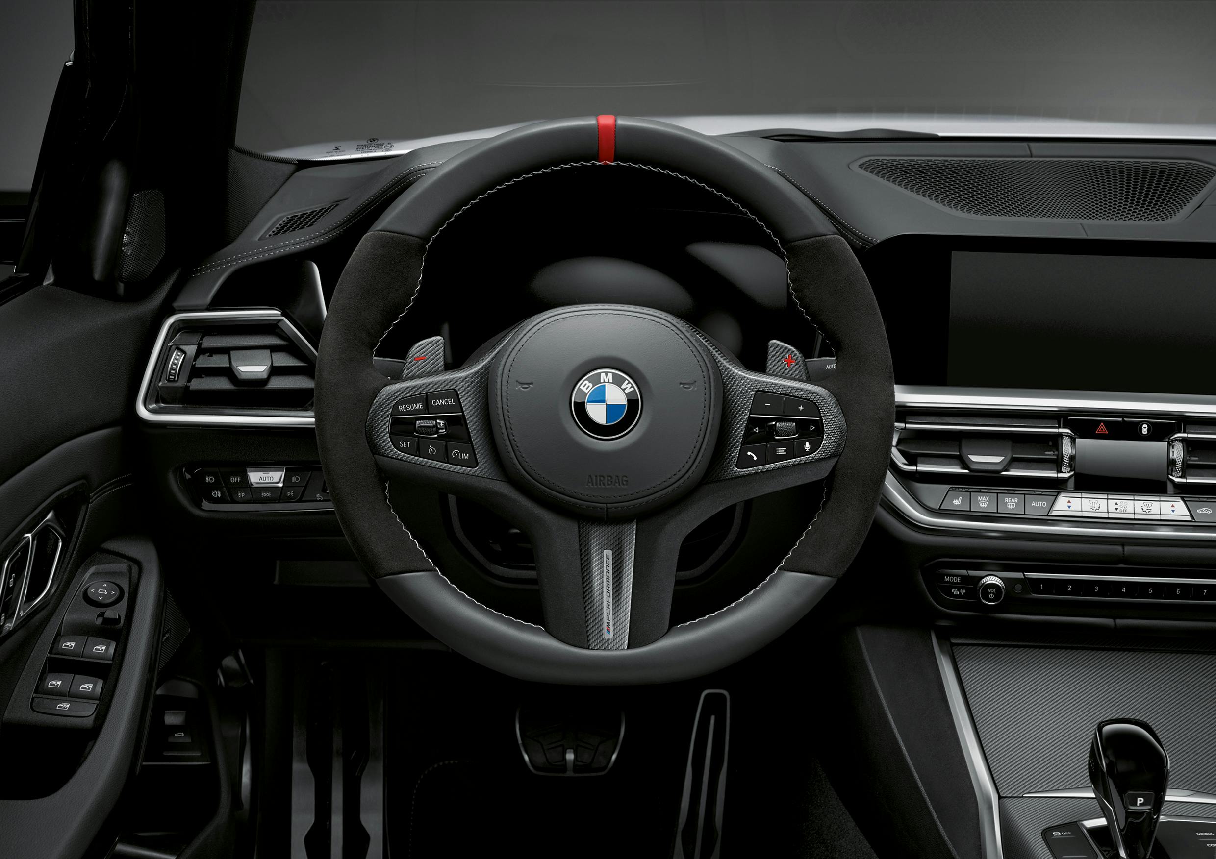 2021 BMW 4 Series interior