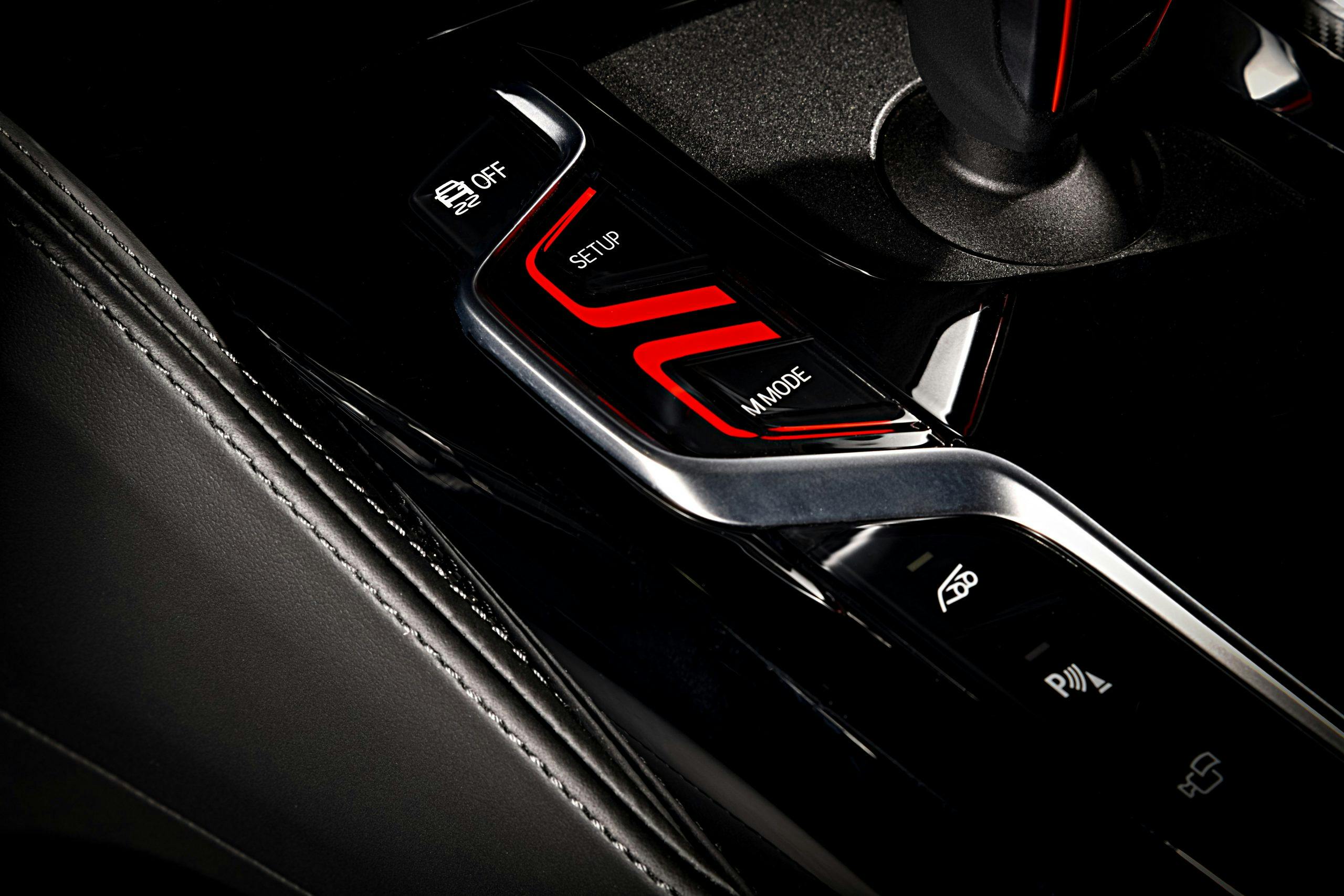 2021 BMW M5 Competition M button