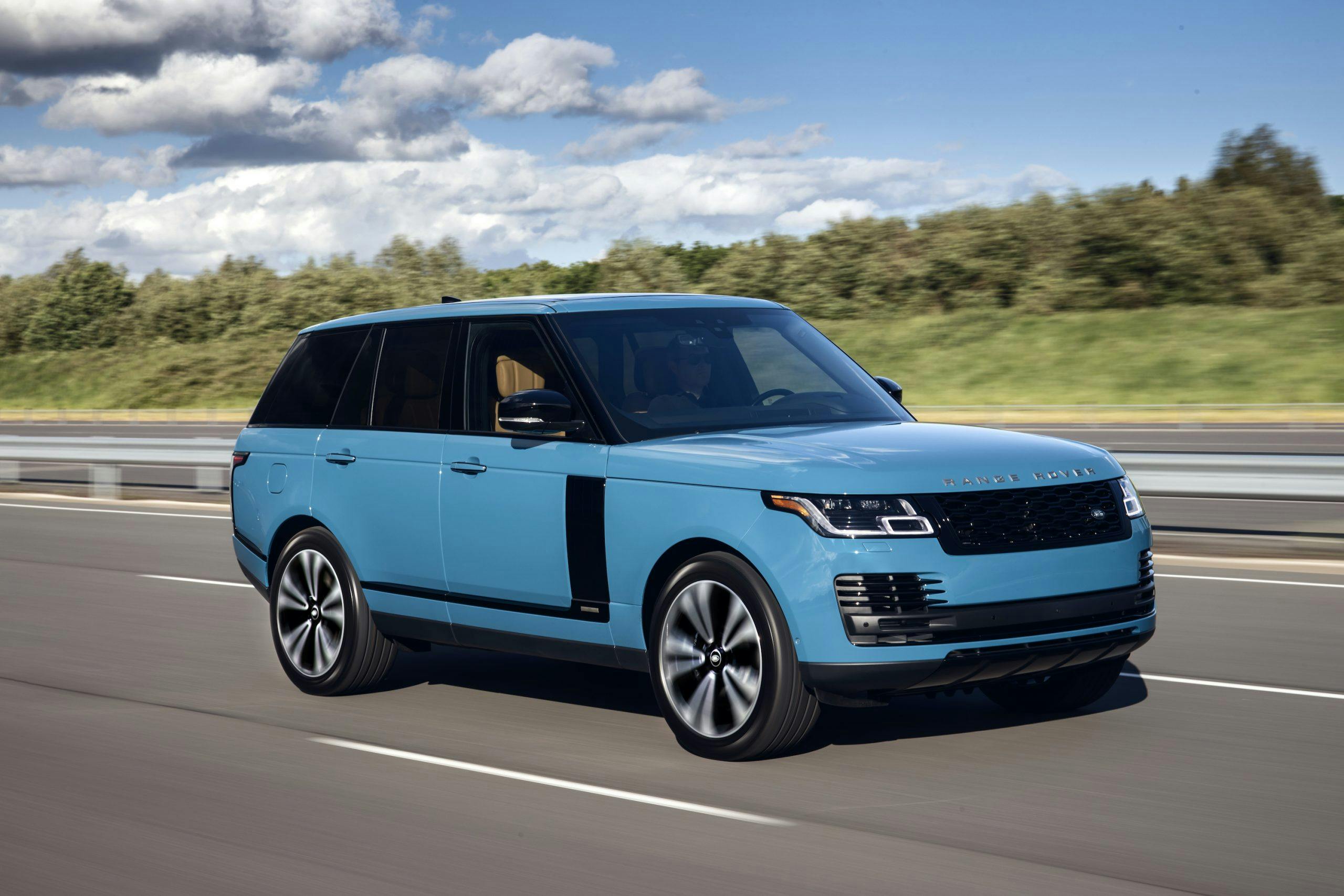 2021 Range Rover Front Three-Quarter Road Action