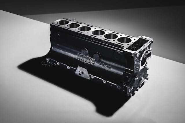Jaguar XK6 engine-block