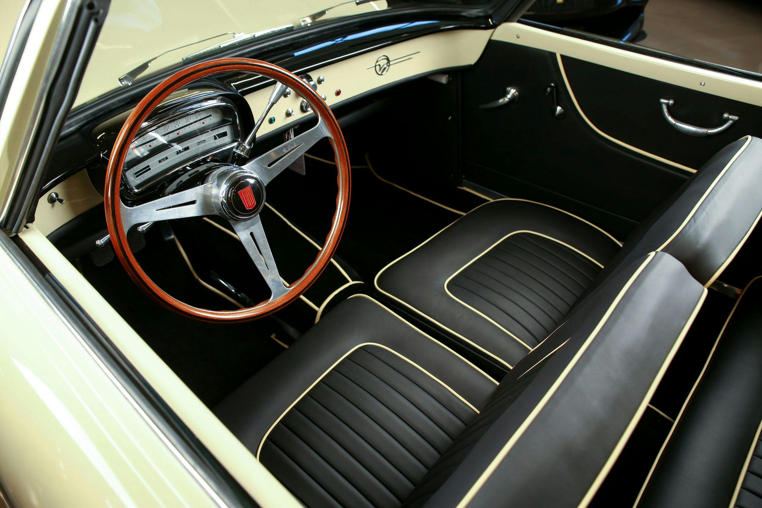 1958 Fiat 1200 Wonderful Coupe by Vignale interior