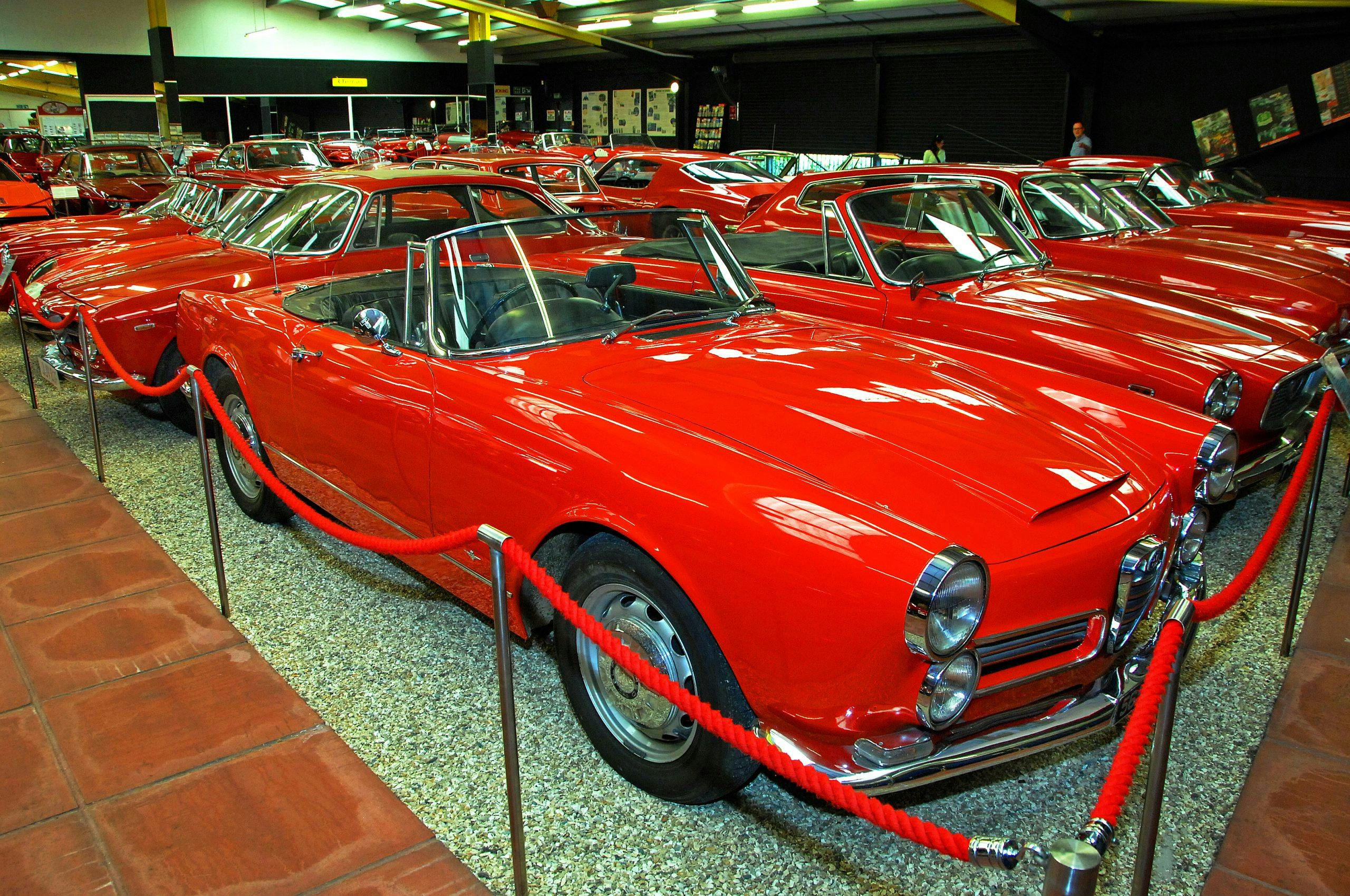 Red Room Alfa Romeo 2600 Spider front three-quarter