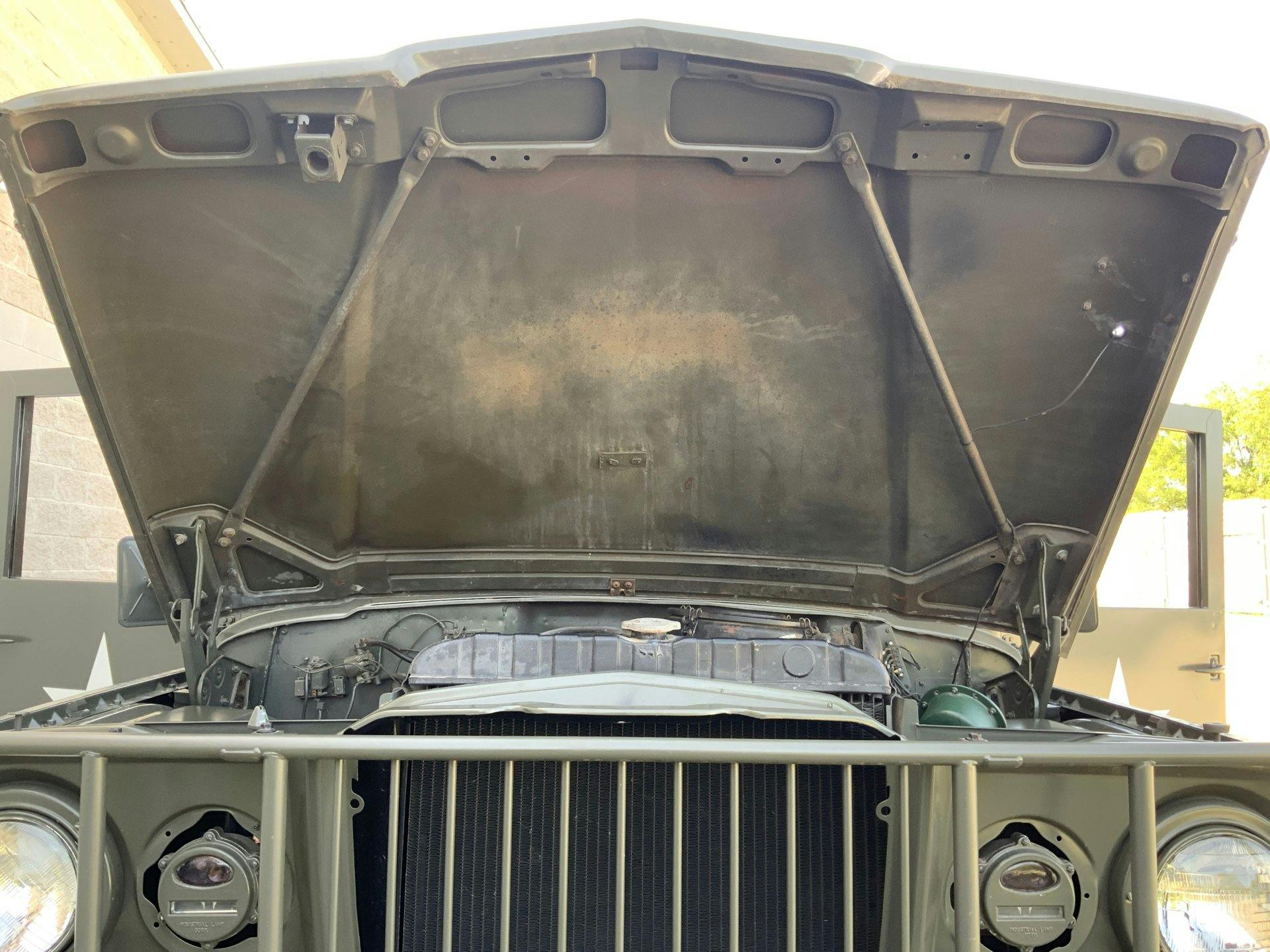 1967 Jeep M725 Ambulance Open Hood