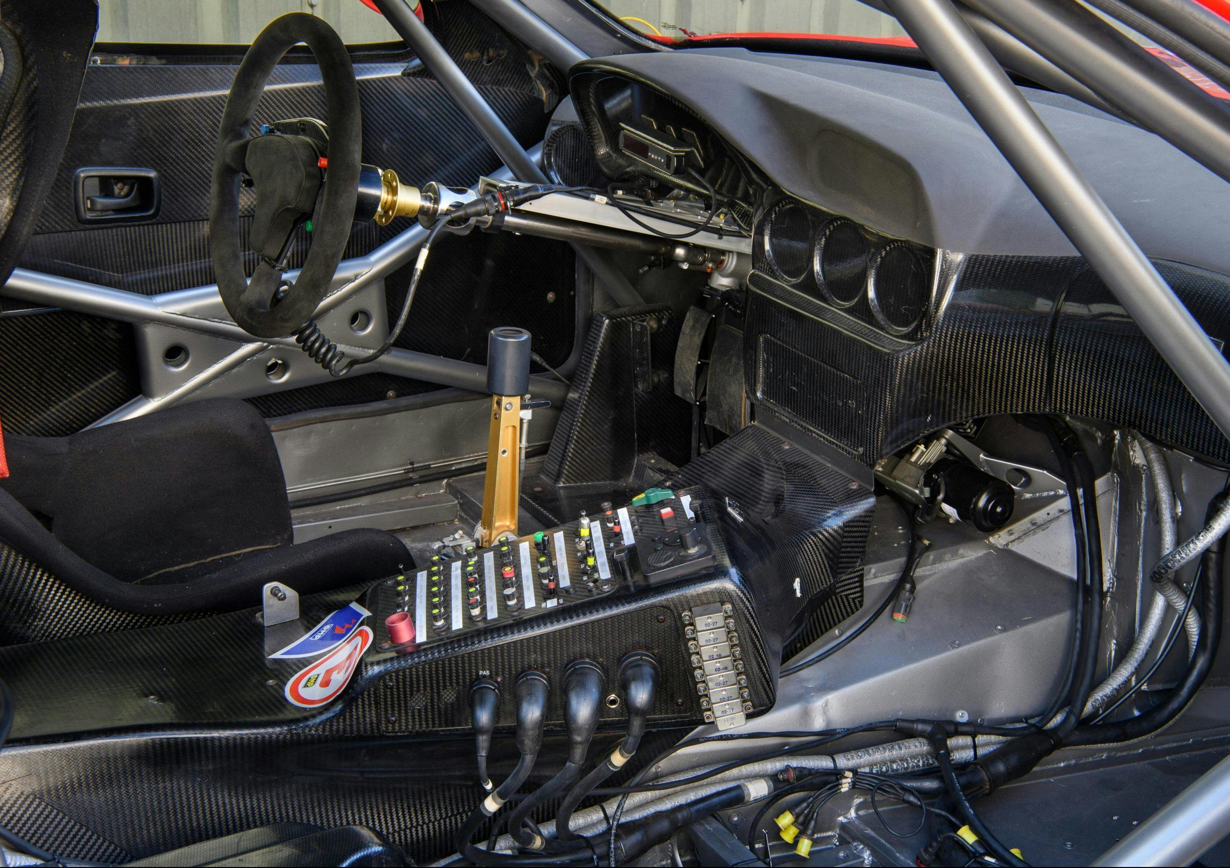 Ferrari 550 GT1 interior cockpit