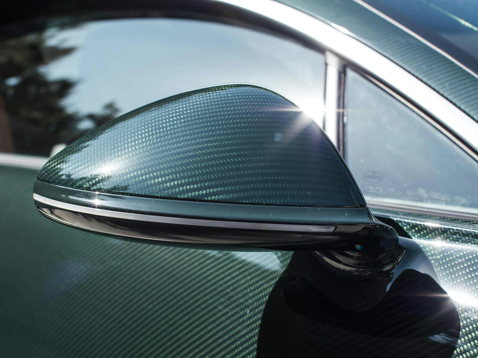 Bugatti Chiron carbon fiber mirror